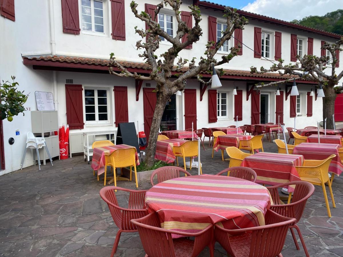 Hotel Juantorena Saint-Etienne-de-Baigorry Exterior foto